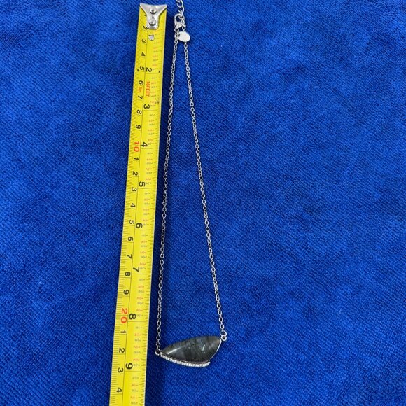 Silver Toned Chain Necklace W/Labradorite Pendant & Rhinestone Accent Chic - Picture 7 of 11